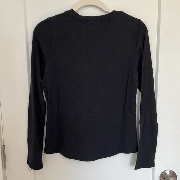 Travis Mathew Black Long Sleeve Tee - Picture 2 of 3